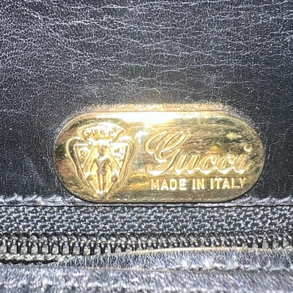 Beautiful Gucci clutch with strap - Picture 4 of 16